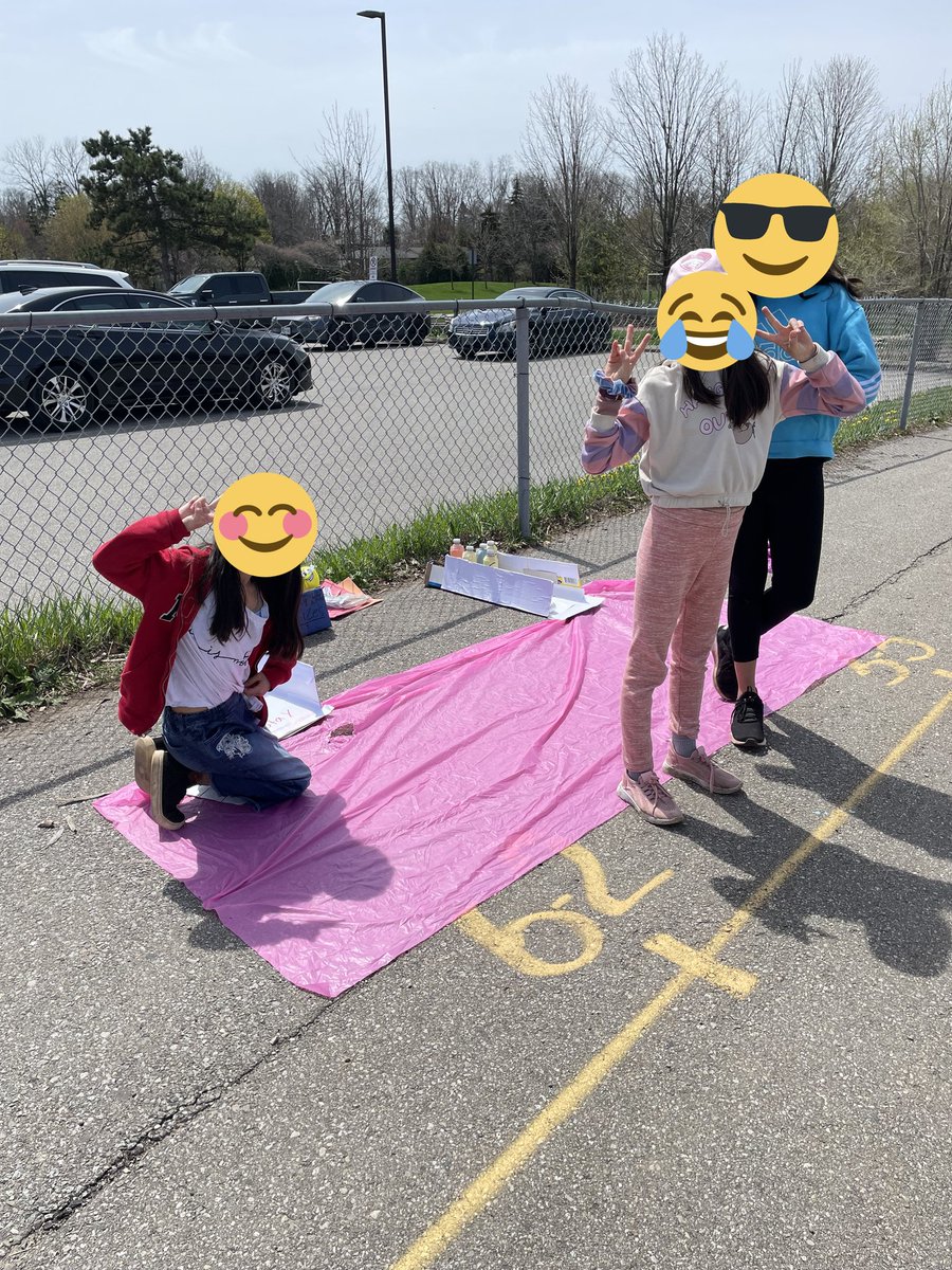 NatAngelucci's tweet photo. So much fun at our Probability Carnival 🎡. Thank you to the grade 3s who joined us and tried out our games! Good conversations about predictions and things that may have changed our initial thoughts and ideas 🧠 #hdsbmath https://t.co/F5QzcHMvFF