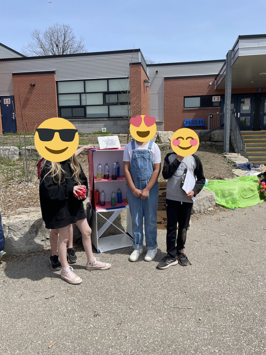 NatAngelucci's tweet photo. So much fun at our Probability Carnival 🎡. Thank you to the grade 3s who joined us and tried out our games! Good conversations about predictions and things that may have changed our initial thoughts and ideas 🧠 #hdsbmath https://t.co/F5QzcHMvFF