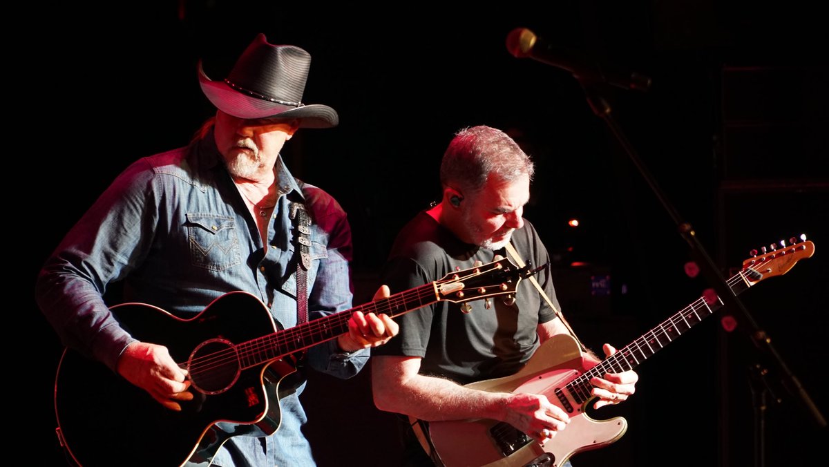 Trace Adkins tweet media