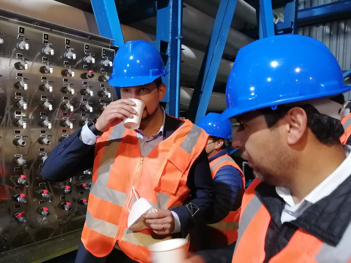 denis_cortes's tweet photo. Una tremenda experiencia conocer la planta desaladora en #Antofagasta es una realidad absolutamente aplicable a nuestra región para favorecer el suministro de agua en comunas como la nuestra #IIlapel esperamos la disposición de las autoridades regionales a avanzar en esta línea https://t.co/xSbpObk7Iu