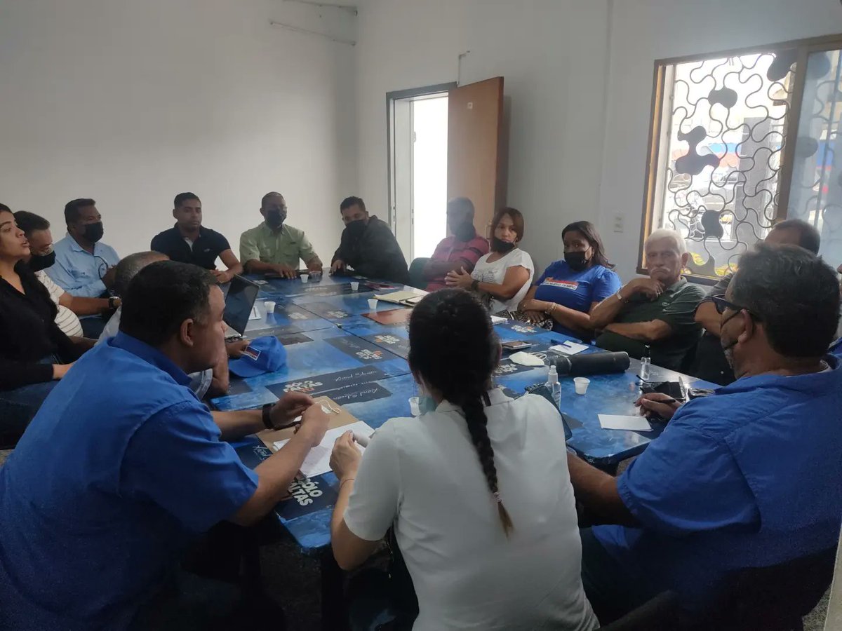 Untanzoategui_'s tweet photo. Reunión Ordinaria 002/2022 de la Dirección Ejecutiva Regional de @untanzoategui , donde también se juramento la Comisión Regional Organizadora del III Congreso Ideológico y Programático del @partidount .

¡Seguimos Firmes y Claros! 

#UntAnzoategui #UnidosAvanzamos #jdsanzoategui https://t.co/MeKlxkybUu
