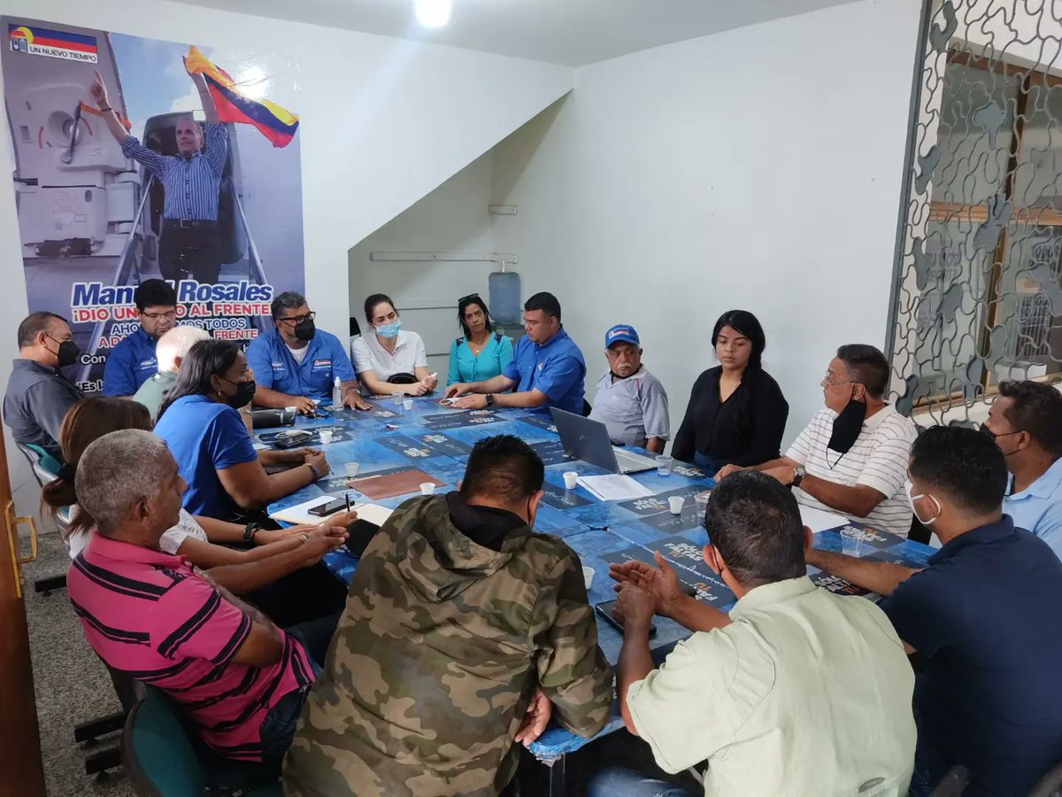 Untanzoategui_'s tweet photo. Reunión Ordinaria 002/2022 de la Dirección Ejecutiva Regional de @untanzoategui , donde también se juramento la Comisión Regional Organizadora del III Congreso Ideológico y Programático del @partidount .

¡Seguimos Firmes y Claros! 

#UntAnzoategui #UnidosAvanzamos #jdsanzoategui https://t.co/MeKlxkybUu