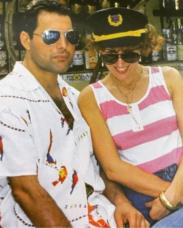 Freddie and Anita dobson aka Mrs may ♥