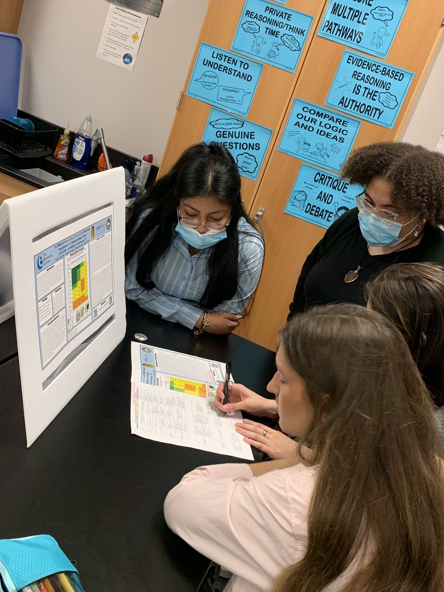 ShannonSeigle's tweet photo. @STEMcha Biologists conducting scientific poster talks about their authentic data in relation to the problem: How do humans impact aquatic, microbial populations? Ss also assessing their work through rubrics. Always amazed what ss can do through inquiry and appropriate supports! https://t.co/xwojBHkfYq