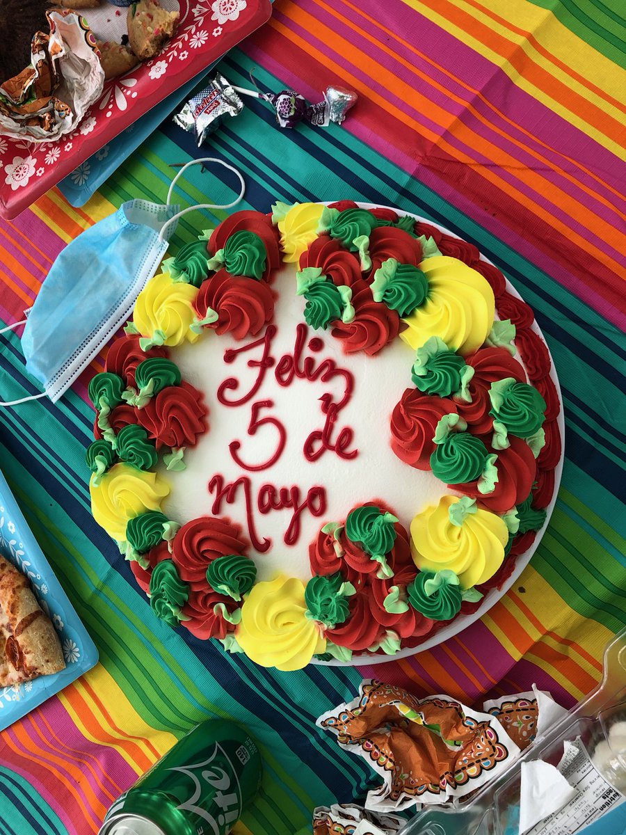 PotomacSHS's tweet photo. ¡Feliz Cinco de Mayo! 🥳���🎊 Piñata included, we had our last meeting of the 2021-22 school year and celebrated our Seniors. We can't wait to continue promoting Hispanic Culture in the US next school year #cincodemayo2022 #cincodemayo #spanishhonor . https://t.co/A99iHQuFfw