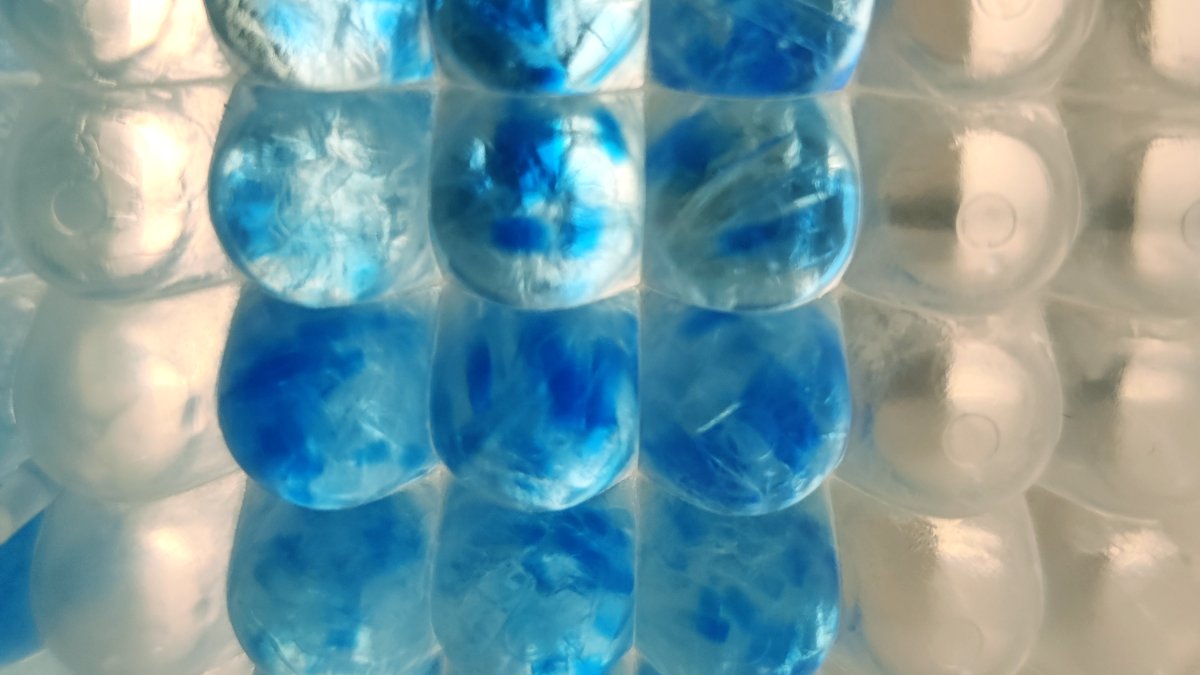CBR_UBC's tweet photo. "I enjoyed looking at my #proteins as they were arranged in these gel pieces, and their color reminded me of sapphire jewelry."
Check out this #proteomics work from Dr. @AichaHoufani, submitted to our CBR Cover Art Contest: https://t.co/NZi8yCENI3
#FosterLab
@lenjf
@ubcmsl https://t.co/3r6zAzk7fG