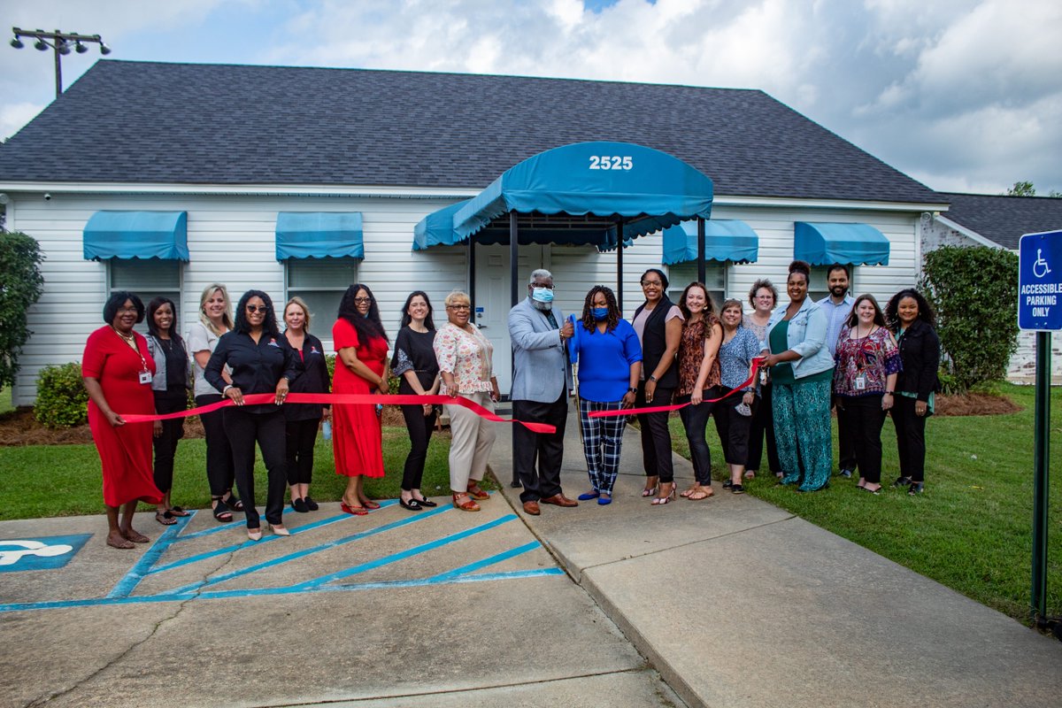 NEDeltaHSA's tweet photo. #NEDHSA cut ribbon today for its Children & Family Clinic, a facility dedicated to serving the needs of children and families with #mentalhealth and #addictiondisorders. The Children & Family Clinic, located at 2525 Ferrand Street in Monroe. #MentalHealthAwarenessMonth https://t.co/9S69z3yK60