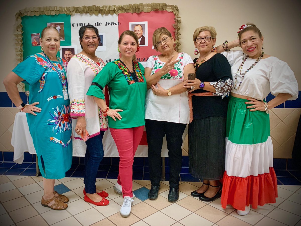 LillianSampso10's tweet photo. SPRING ISD TRANSPORTATION  celebrating CINCO DE MAYO. Thanks,  @revjackmann @DBaxterspring @SpringISD @Shuester @Valenciaadaaa for you support and special thanks for ALL who helped with this wonderful display! We are HONORING our LEADERS OF TODAY. https://t.co/4R6lTsJ3TU