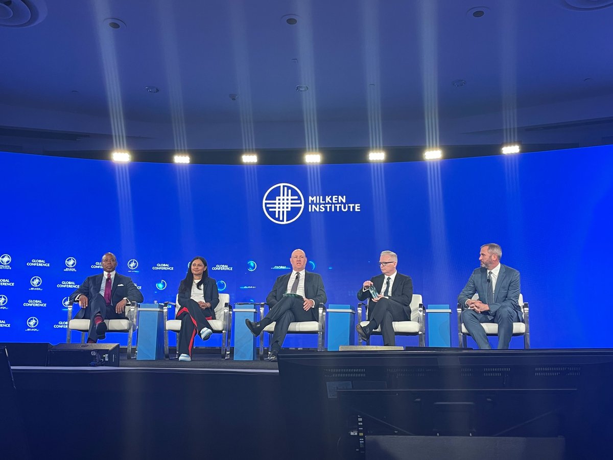 I spoke alongside <a href="/NYCMayor/">Mayor Zohran Kwame Mamdani</a> at <a href="/MilkenInstitute/">Milken Institute</a> yesterday about how the influx of crypto talent + capital is transforming cities &amp; states like NYC, Miami, Wyoming and California who are seeking to create a welcome environment for innovation despite the lack of a federal framework