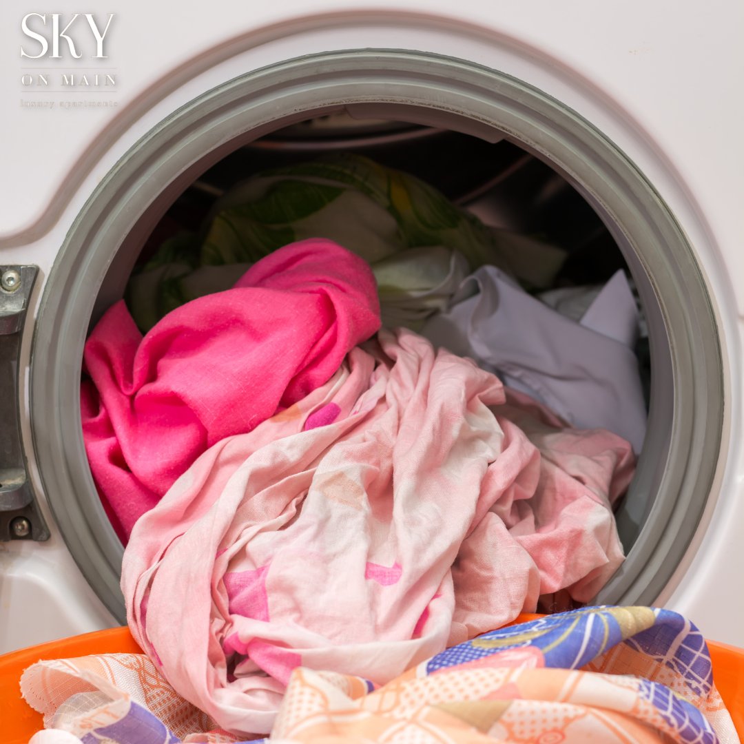 skyonmain's tweet photo. Laundry day will be a breeze with our convenient in-unit washer and dryer! Stop by today and check them out. 🧺 https://t.co/dPUQjUSz8p