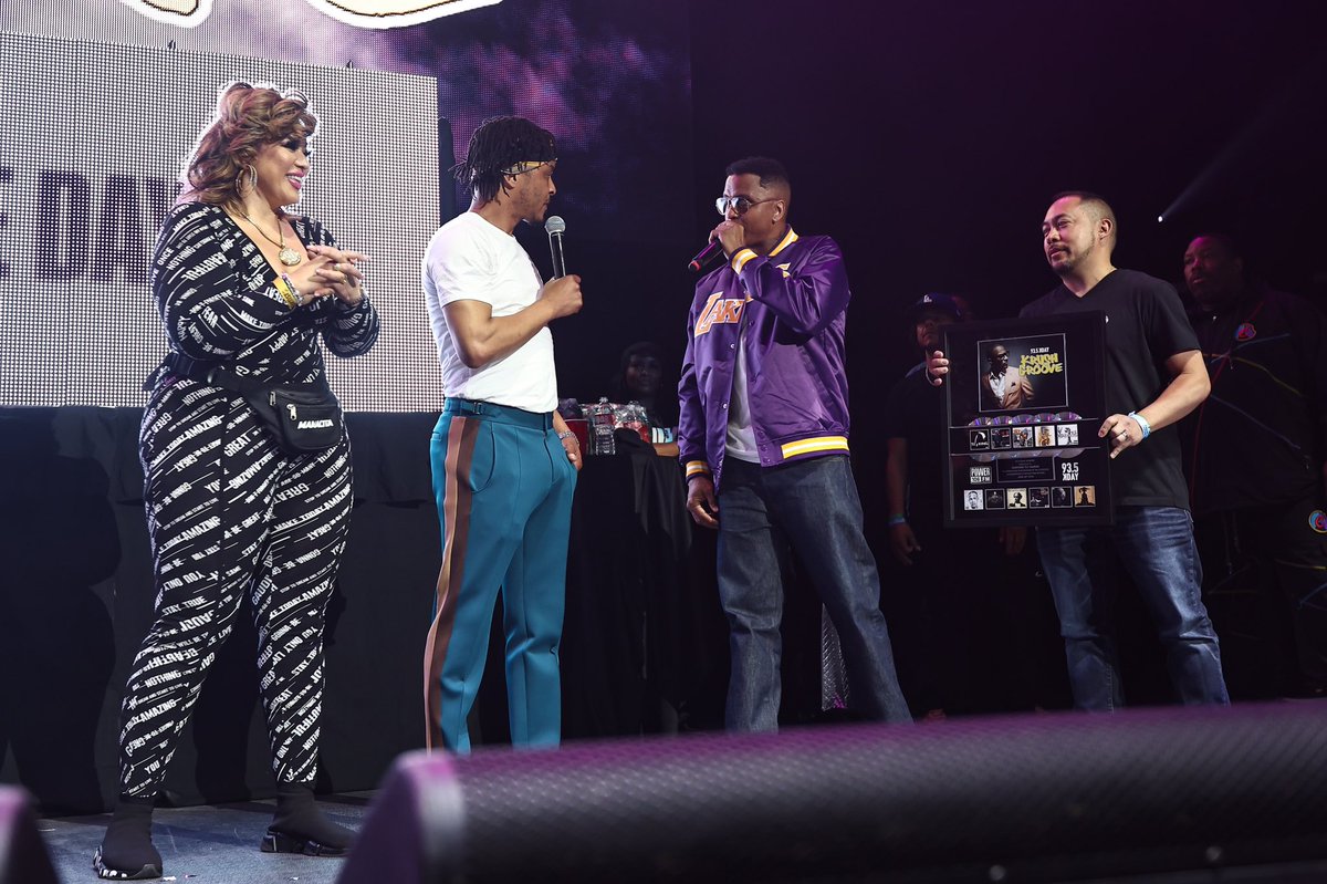 935KDAY's tweet photo. Thank you #KDAYNation for making #KrushGroove ‘22 LIT! After 2 years, y’all energy took over the house that Kobe built! This wouldn’t be possible without y’all! From the entire KDAY staff, Ice Cube, TI, Method Man, Redman, Bone Thugs, DJ Quik &amp; Glasses Malone..THANK YOU!💯🔥💯 https://t.co/vMN4pNBaVF