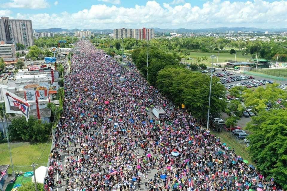 vivivic3's tweet photo. HELLO. Pa’ cuando está pautado la próxima??? Bastante hemos esperado! https://t.co/rEyIS0Zjmb