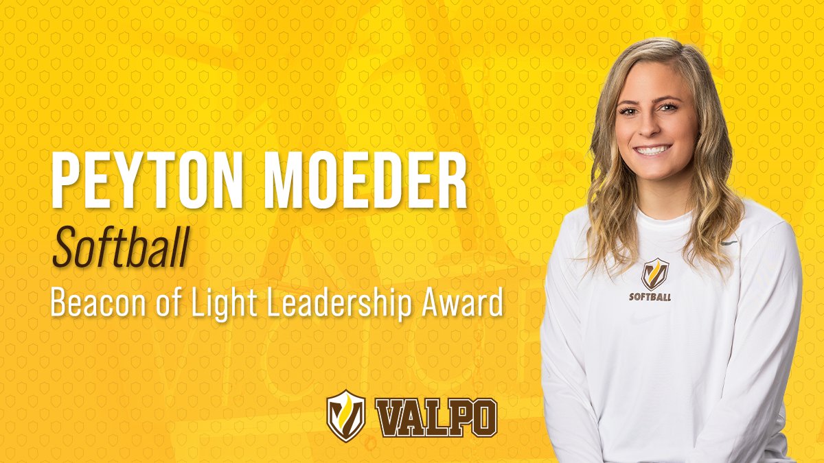 valpoathletics's tweet photo. And here are our female finalists for the Beacon of Light Leadership Award:

⚽ Nicole Norfolk, @ValpoWSO
🥎 Peyton Moeder, @ValpoSoftball
⛳ Kelsey Eichenauer, @ValpoWG

#GoValpo #WeAreBeacons https://t.co/PRRxvUGN6q