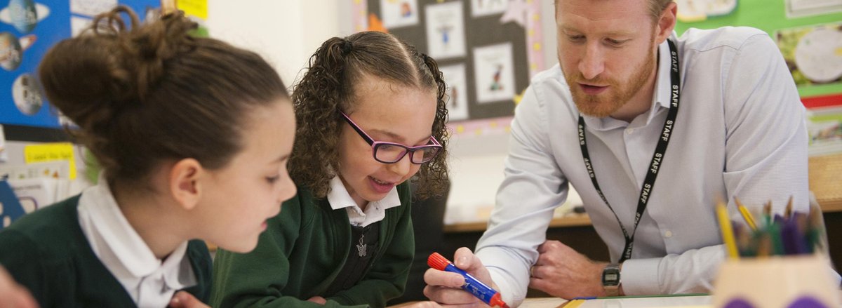 Our next event takes the good old face-to-face format at the KCSCITT office in Heckmondwike. Join us on  Monday 9th May from 5pm to 6pm and find out why being a #teacher is such a rewarding career.

To register, please email us at teacher.recruitment@kirklees.gov.uk