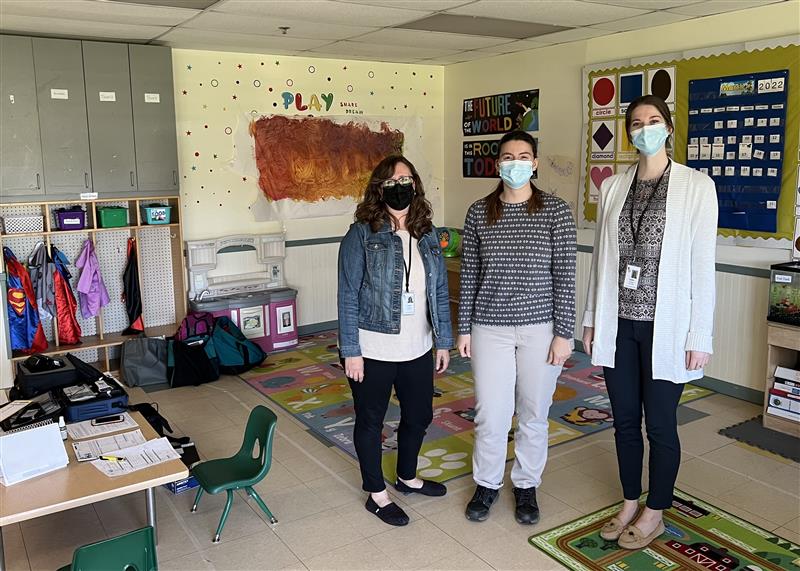 CIConnection's tweet photo. Get Ready to GROW - in Corning NY! The GROW team had a wonderful screening day on Thursday, April 28, 2022 in Corning, NY, screening over 50 children. Meeting everyone involved in the programs and seeing the families and children was a pure delight! #GetReadyToGROW https://t.co/aTWF0NJ7QY