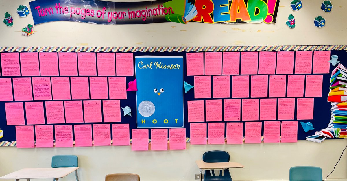 CMSMrsWright's tweet photo. We give a Hoot! Spartans wrote about helping others like the characters in Carl Hiaasen’s novel Hoot. 🦉 And whoooo could forget those origami owls?!?
@WEARECMS25 https://t.co/17zka4SNVi