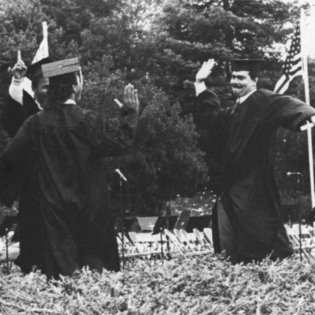 CSUEBalumni's tweet photo. Throwback Thursday!
 #CSUEBAlumni #ForeverPioneer #HaywardAlumni #CalStateHayward #HaywardState #Hayward #CalStateEastBay #Alumni #EastBay https://t.co/O7TDViAGZK