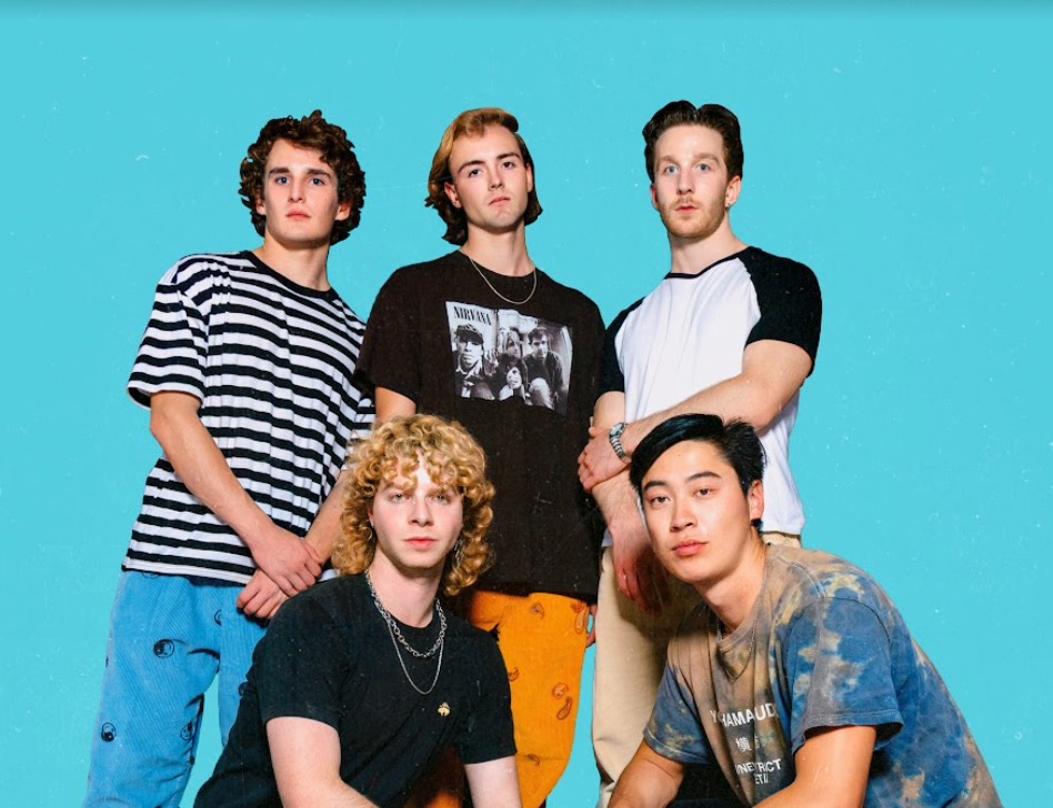 LyricaLemonade's tweet photo. Honeyboys arrive with their dreamy and upbeat album entitled “Come To The Show.” read about it below!

https://t.co/QAToPibJy8

[@honeyboysmusic] https://t.co/9WaaQzdMBb