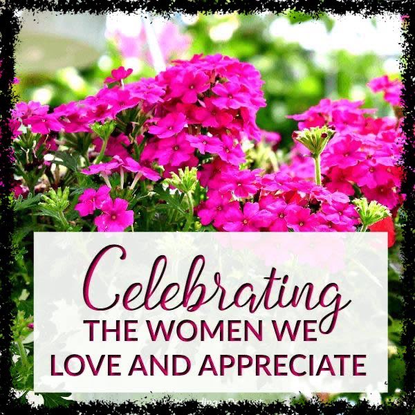 OConnorsRestaur's tweet photo. Greetings friends...we are OPEN this Sunday, Mother's Day from 11am to 7pm. Please call us to make your reservation now! 508.853.0789. If you can't treat her in person, order an O'Cs Gift Card online...it's the perfect way to celebrate...Sláinte! #ocshereforyou #mothersday2022 https://t.co/1R69xA6NrO