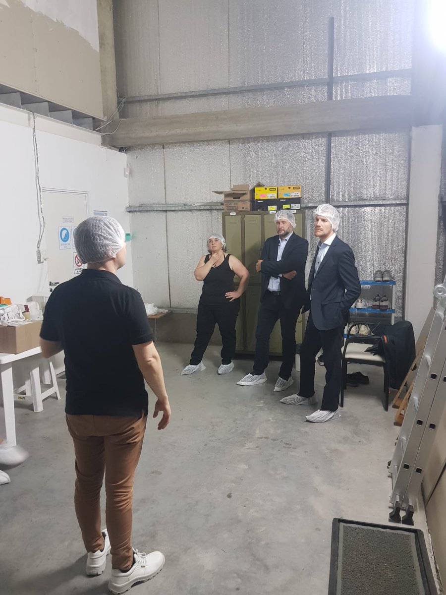 PTLCSAPEM's tweet photo. #ptlc
📢Los integrantes de la #redppar visitan las empresas #biotecnofe @Lipomize #zelltek @AcronexOficial @Alytix_Biotech y la incubadora de #emmpresas.
👏👏👏 https://t.co/nTHGMQzq6c