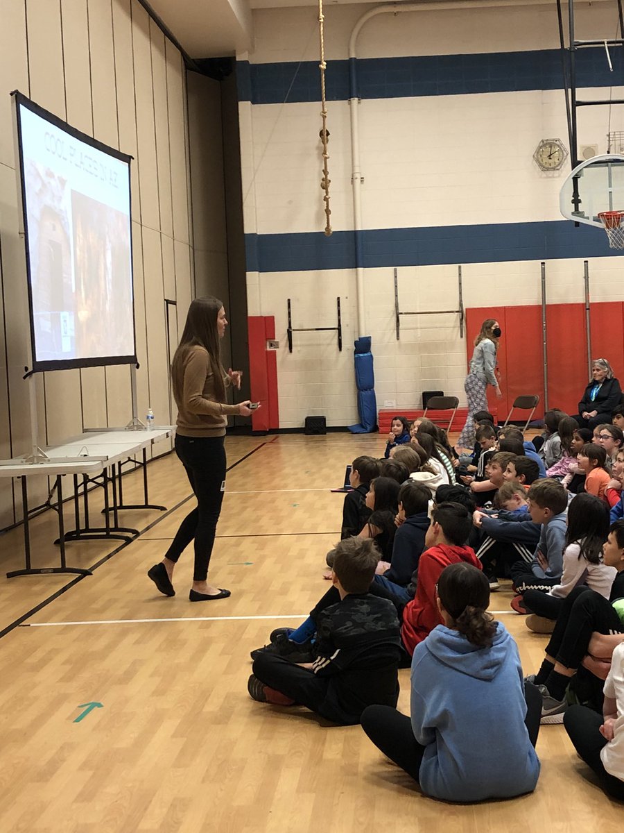 IsaacFoxLIH's tweet photo. You can hear a pin drop! Students so engrossed in author Dusti Bowling’s presentation. @D95Foundation @DustiBowling @D95SocialMedia https://t.co/d9WYY4HVSb