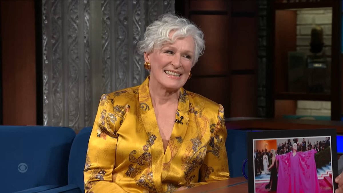 badpostclose's tweet photo. Glenn Close on The Late Show with Stephen Colbert 

The interview aired yesterday https://t.co/7MTko7WMwo