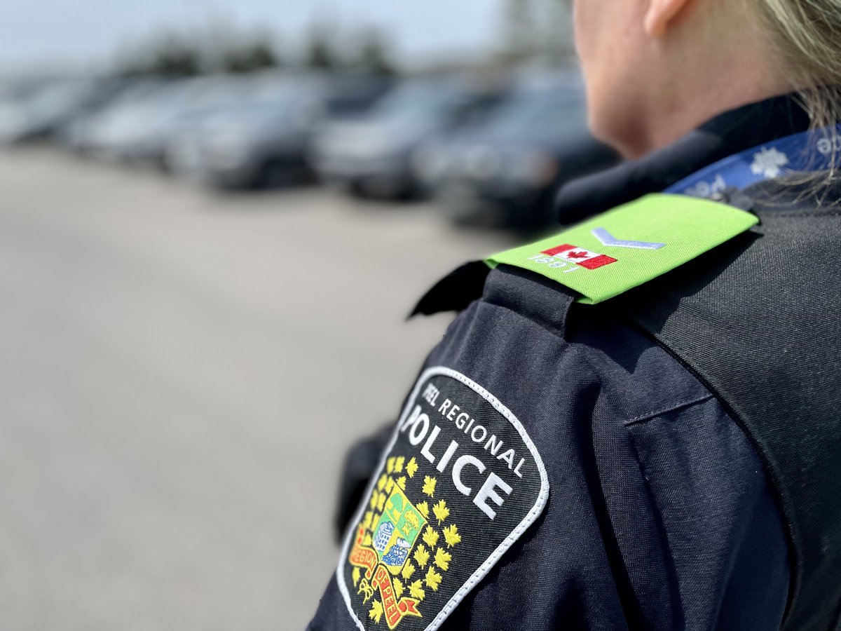 During the month of May you may see officers across the Region wearing green epaulettes. We do so not only to raise awareness for mental health programs and supports in our community, but to also show support for our own members and act as a reminder to end the stigma. #TALK