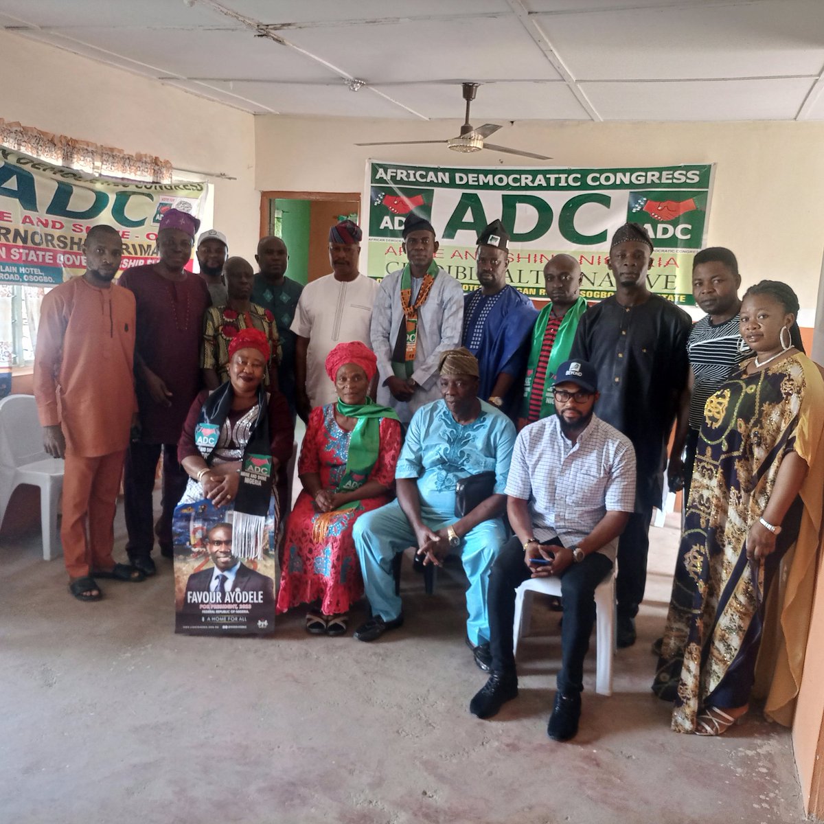 thekapenta's tweet photo. We visited Osun State today. 
#Grassroot mobilization. We are winning forward. Thank you team favour @adc_dn @ADCNig  @MobilePunch 
#ThinkUs
#ThinkADC
#NoMoreCycledPolithiefcians https://t.co/Wa54a675Cx