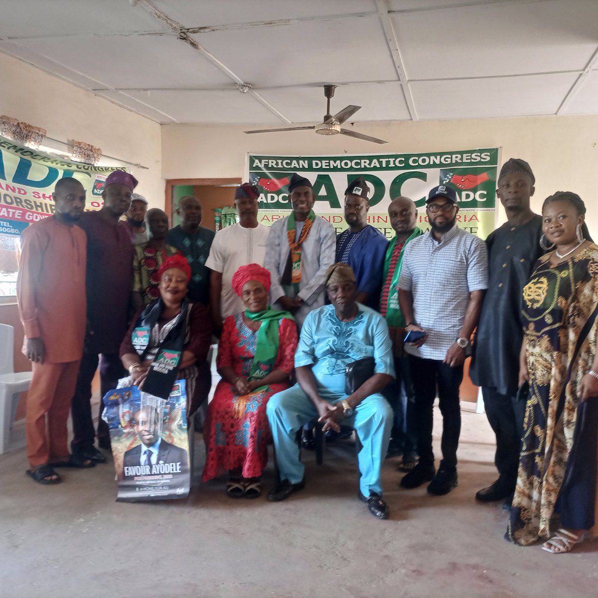 thekapenta's tweet photo. We visited Osun State today. 
#Grassroot mobilization. We are winning forward. Thank you team favour @adc_dn @ADCNig  @MobilePunch 
#ThinkUs
#ThinkADC
#NoMoreCycledPolithiefcians https://t.co/Wa54a675Cx
