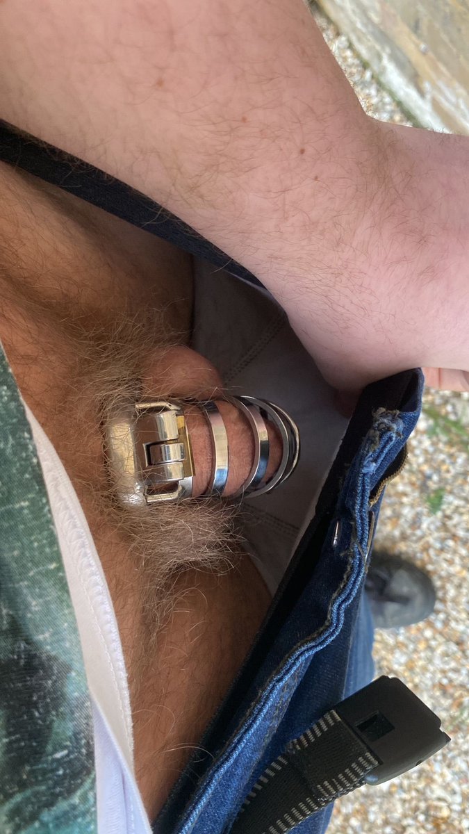 knickerboyuk's tweet photo. I do enjoy being caged. #keyholder #cagedsub #sissy https://t.co/5zuLNPeEKI