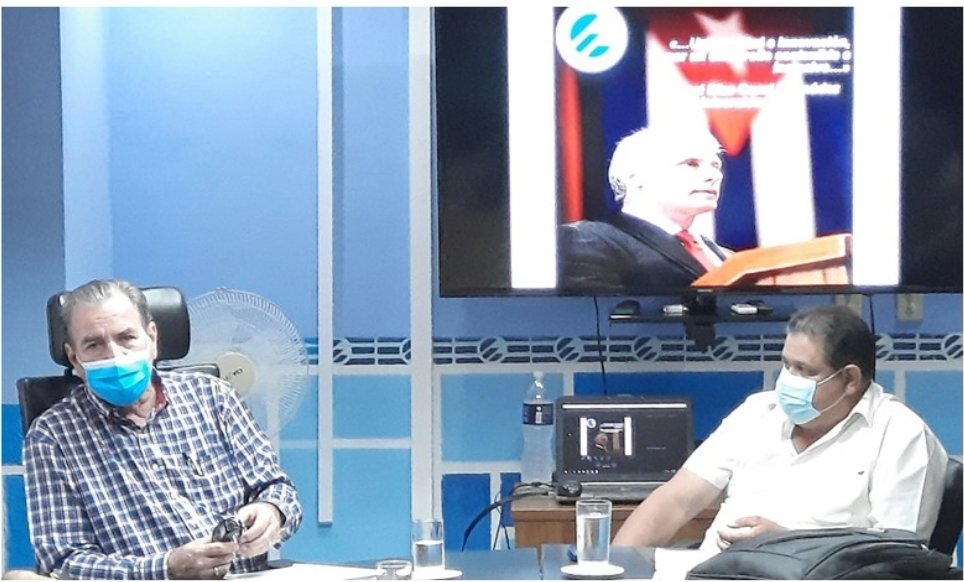 Visita #ETECSA en #Holguín José Ramón Saborido Loidi ministro de Educación Superior <a href="/HildaAriasP/">Hilda Arias ❤️🇨🇺</a> @arnolis_reyes <a href="/taniavel76/">Tania Velazquez</a> #VamosConTodo