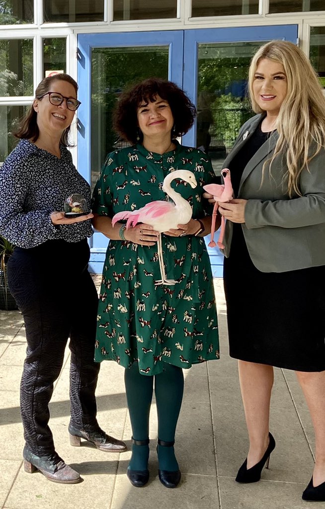 FiMcGon's tweet photo. Fabulous to meet with some of the team at the venue for the upcoming #CamEdFest on Sat 2nd July @RaeSnape &amp; @SuzieYoung 🎓@AngliaRuskin are a Proud Supporter of the event. Get your tickets 🎟 info below👇 🦩🦩 https://t.co/dYOPt2PbMN https://t.co/TxCBgdcqMy
