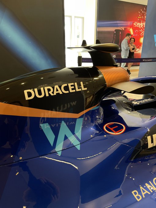 FSBISd9XoAAAumF?format=jpg&name=small