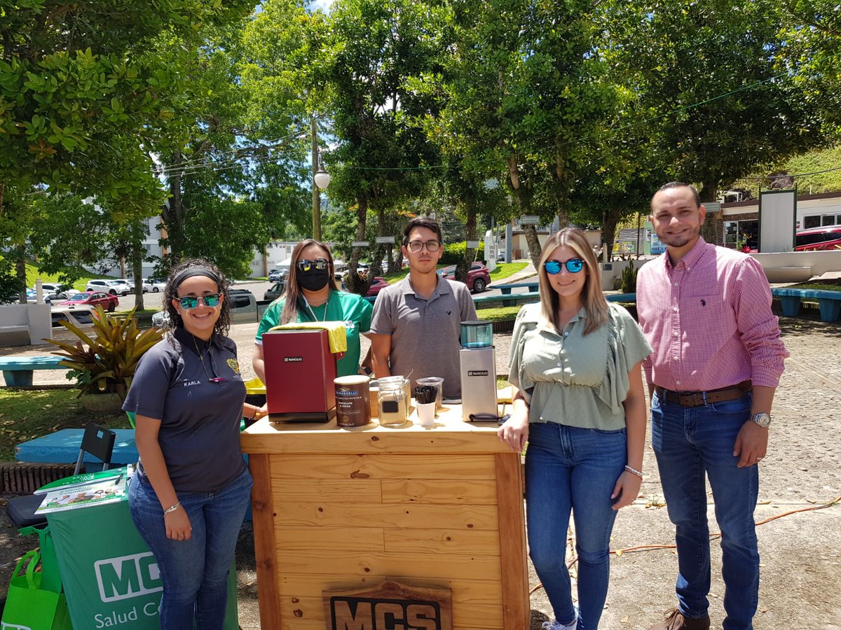 CamaraConPR's tweet photo. Durante el día de hoy, el representante @JorgeAlRep22  llevó a cabo una Feria de Servicios de Salud en el Poblado Castañer en Lares. #CámaraPR https://t.co/dJSRV7s2zx
