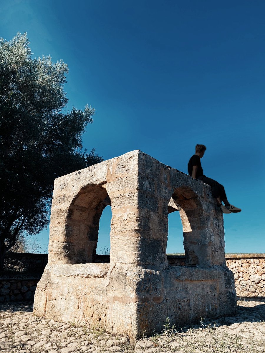 So excited I’ve been wanting to work with <a href="/henrygreenmusic/">Henry Green</a> for ages and finally… tomorrow our new track ‘Water’ is available.