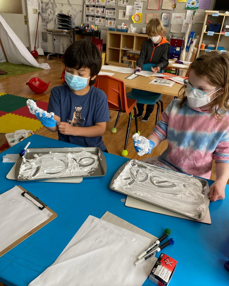 VennAcademyPDX's tweet photo. Making paper in the Rainbow Room
Teacher Sam is the best! They are making paper from used paper around the classroom. Stay tuned for more as the project develops. https://t.co/TLcx9Ixu14