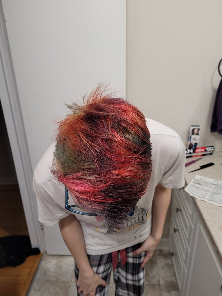SapphyGaming's tweet photo. This is the result of my 12 hour stream, ya'll wanted rainbow colors here they are! Thank you all for your support over the last year https://t.co/LcIBGPx1qV