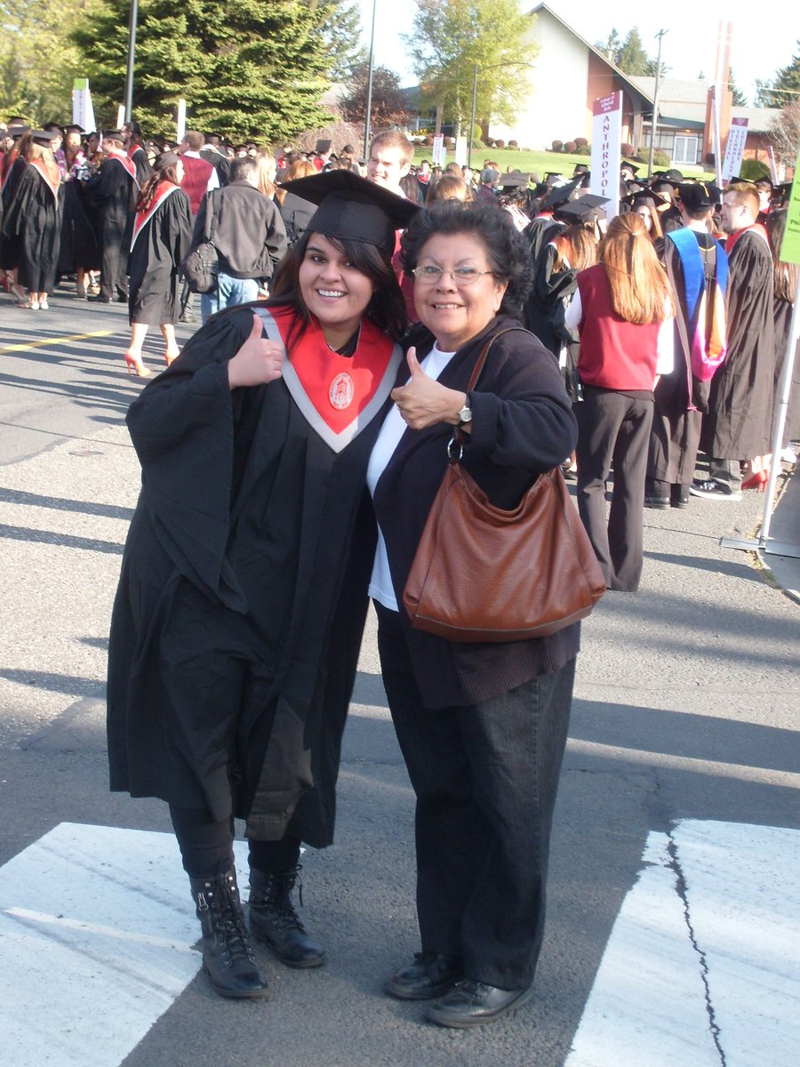 SOUL_3SC4P3's tweet photo. It truly feels like yesterday! ๐ญ๐๐๐๐ค๐ฉโ๐ May 5th 2012! ๐
.
.
.
#wsu #washingtonstateuniversity #wsugrad #co2012 #grunge ๐ #emokid ๐ #graduation ๐ #metal ๐ #emo #emogirl ๐ค #scenefashion #scenegirl #gamer ๐ฎ #gamergirl #alt #altgirl #goth #gothgirl ๐ค #nerdy #nerdygirl https://t.co/ZqjkEggC1Z