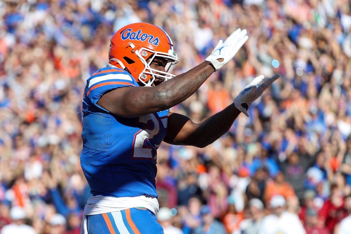 GreavesMedia1's tweet photo. To celebrate Dameon Pierce being drafted by the @houstontexans, it’s time to bring back my favorite shot from this past season. 

UF vs. FSU https://t.co/cPB38HkkHn