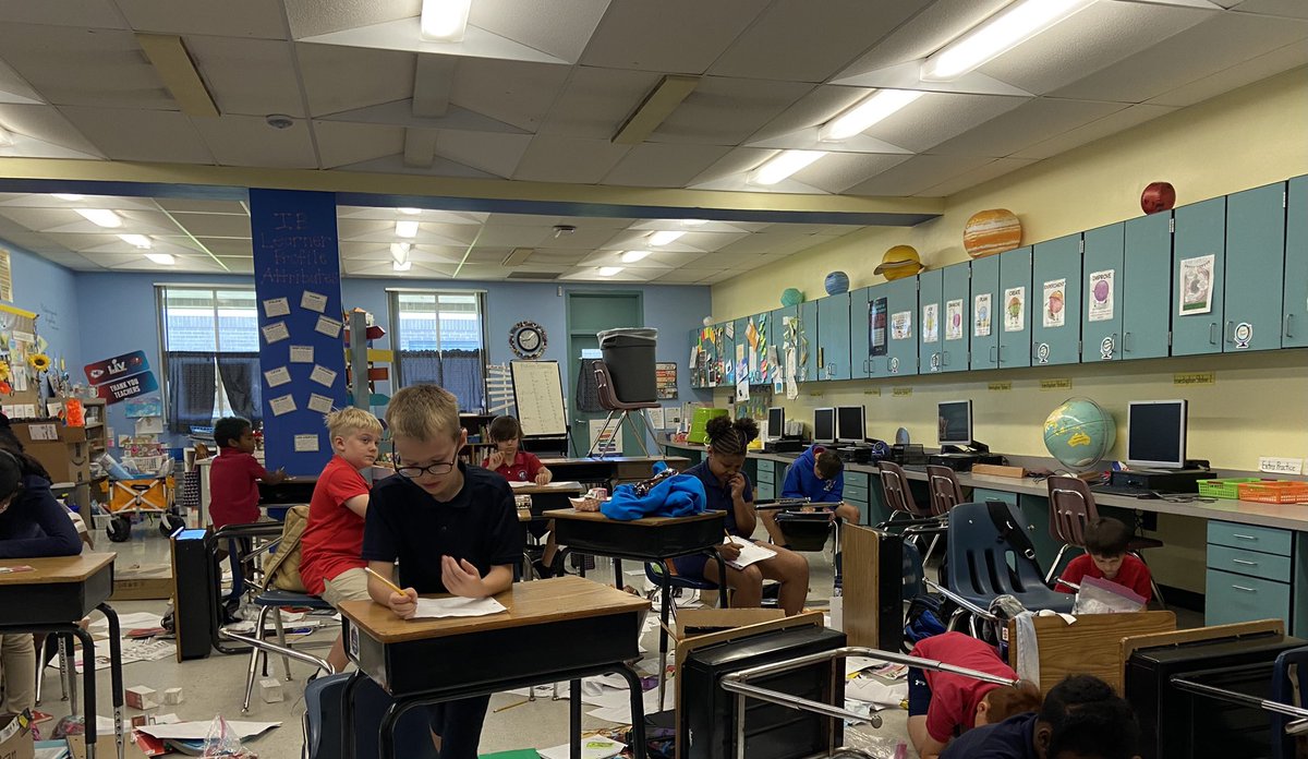 DemarinisMrs's tweet photo. Living things must constantly adapt to their ever changing environments. Today, 3rd grade @rpk8magnet arrived to a VERY different environment and had to learn to adapt (and they DID!!). This provocation today helped begin our new IB unit about plant and animal adaptations. https://t.co/cQoH2DvoIA