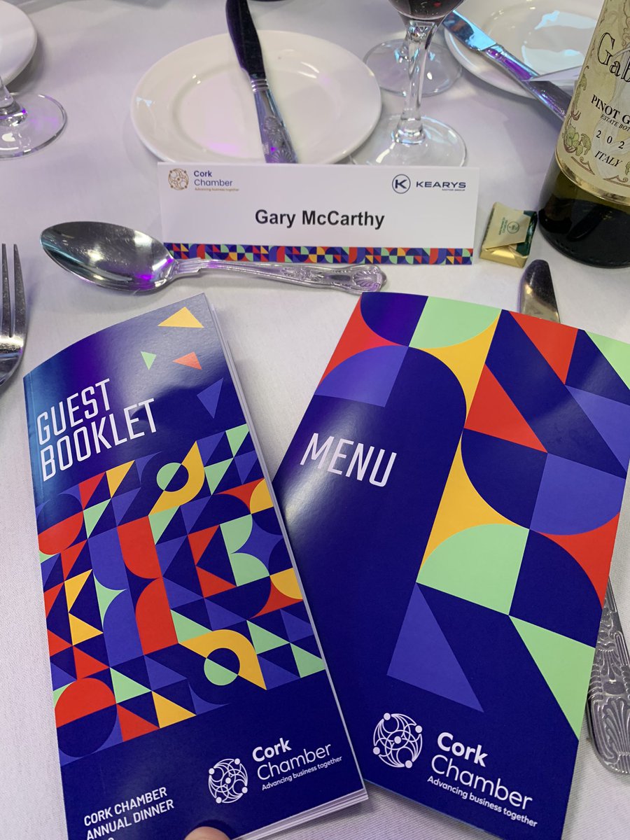 gary123mc's tweet photo. Great to be attending the @CorkChamber annual dinner in 
@PaircUiCha0imh representing @Wisetek with CEO @SeanWisetek , fantastic turnout with close to 1000 people in attendance!! #CCAD22 https://t.co/kSvRpqkl15
