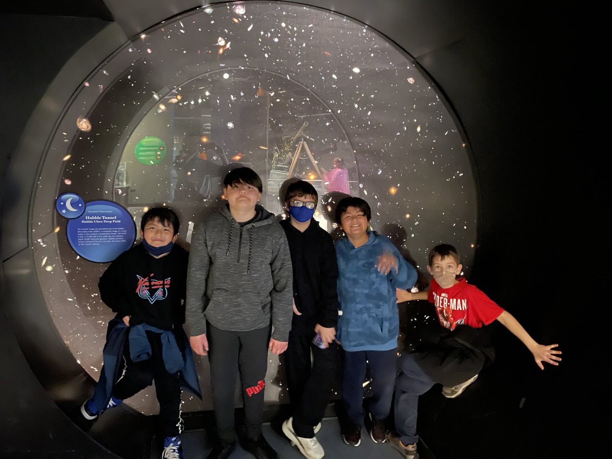 MsCostello111's tweet photo. First field trip since before Covid! It’s good to be able to go on adventures again. #BeEvergreen #AdlerPlanetarium https://t.co/07zGWWWwM4
