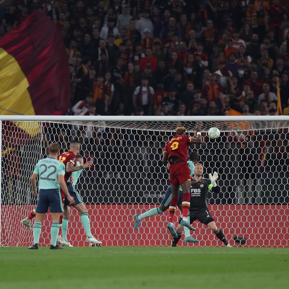 Conf_League's tweet photo. 📸 Abraham's goal, frame by frame...

#UECL https://t.co/5t1NzcQS4B
