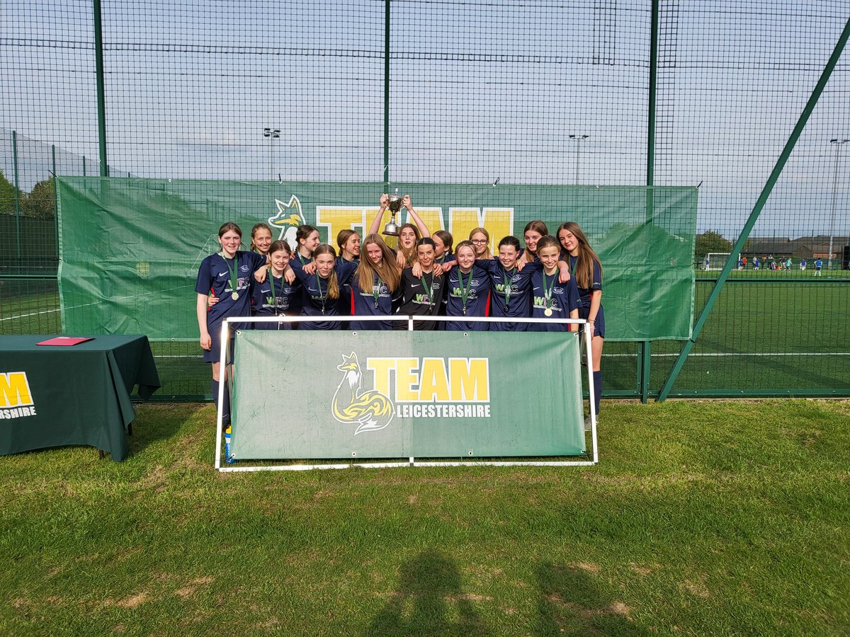 tommoPEdept's tweet photo. What a day to be a Tommo Girls Footballer!!!!
U14's beat Castle Rock 2-0, goals for Charlie &amp; Summer. Player of the match Izzy. U16's won 6-1, goals for Ellabelle (3), Poppy, Lina, Caitlin. Player of the match Erynn. Both teams were stunning. An amazing way to finish the season. https://t.co/JCXr33NFku