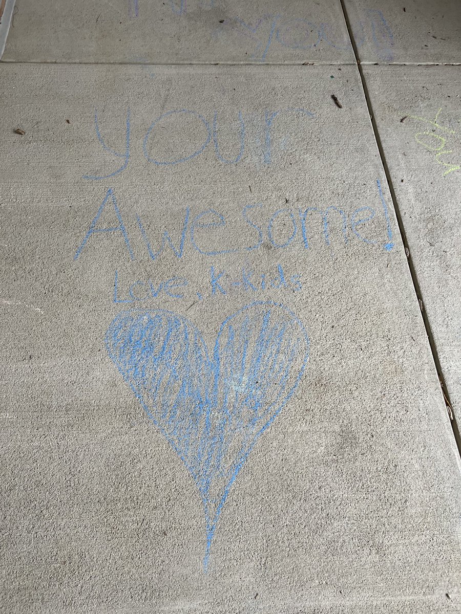 MrsSchmidtOJR's tweet photo. What a nice surprise and a great way to start the day!! Upon arriving at school yesterday we were greeted by all of these kind sidewalk chalk messages!  It made my heart very happy! #WhatMakesFCSpecial ⁦@OwenJRobertsFC⁩ https://t.co/3csqP6jpJt