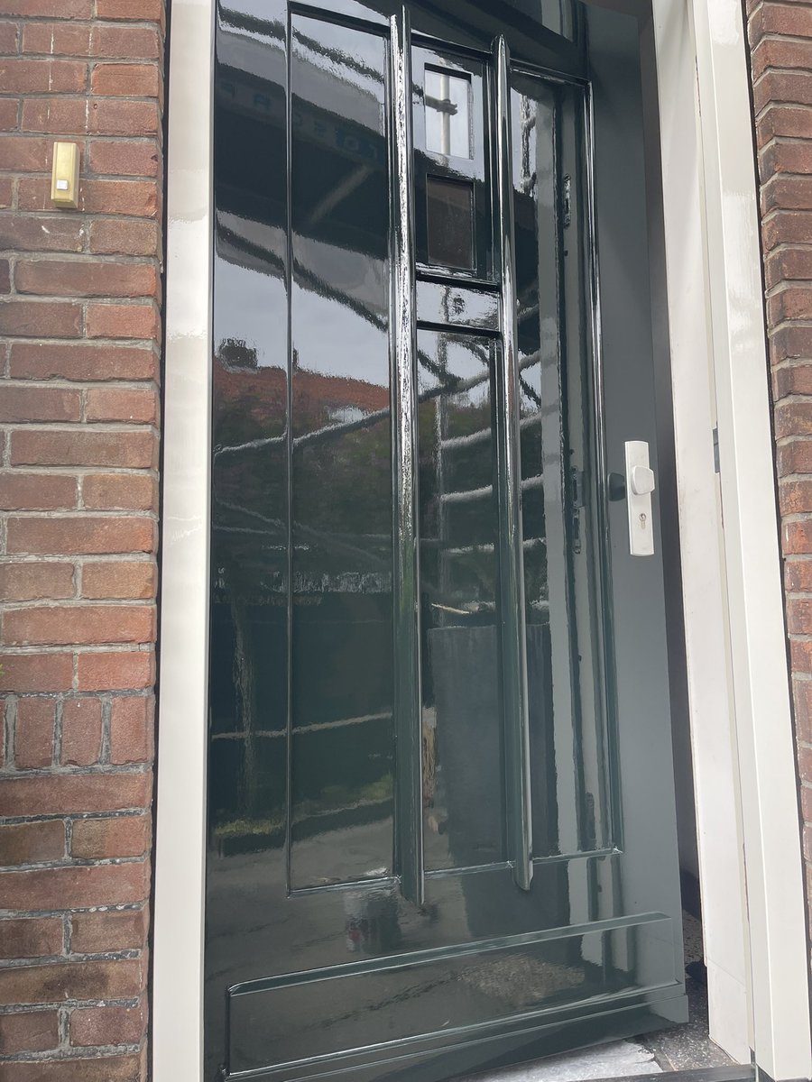 coenraad bot tweet media