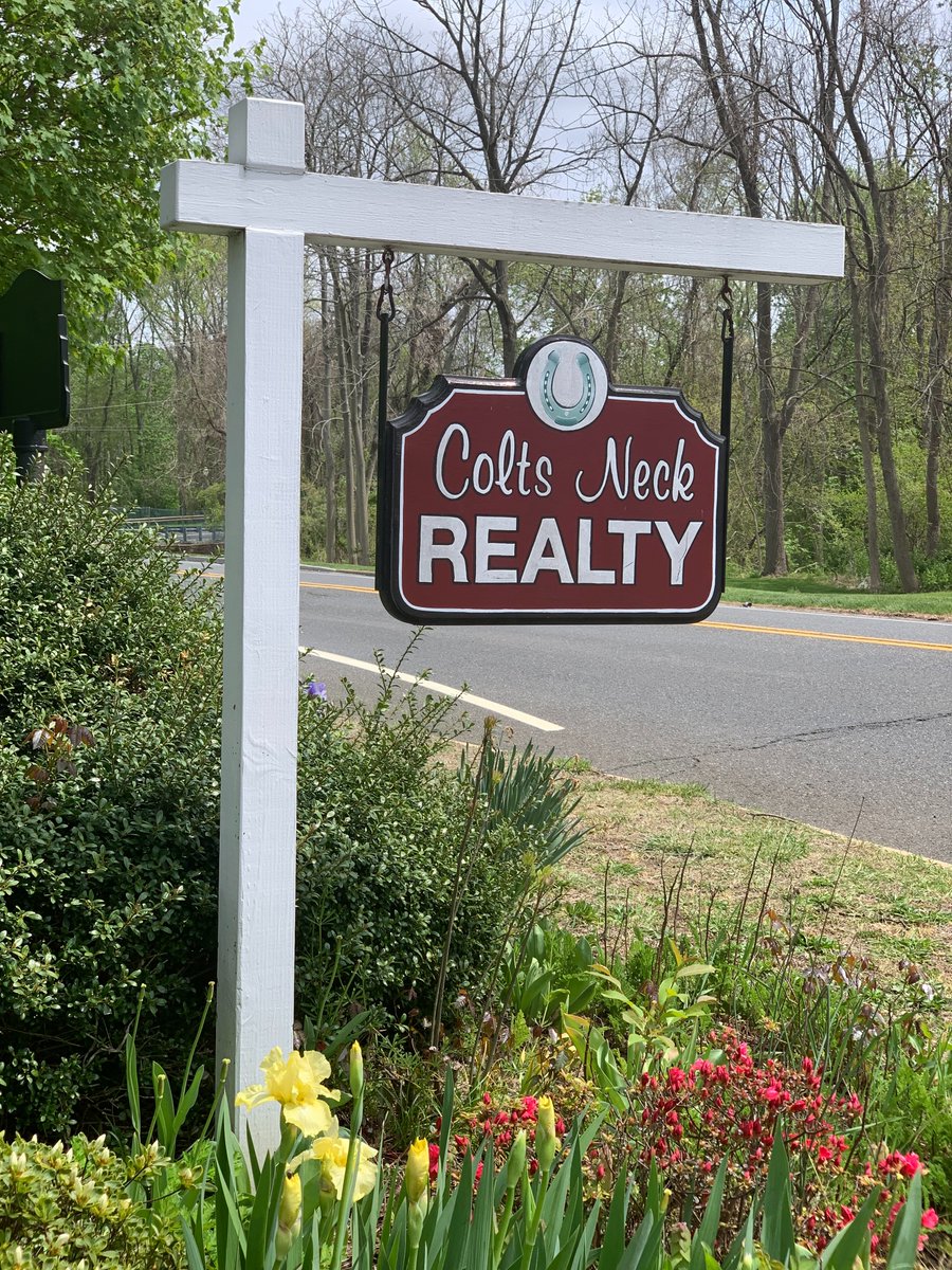 ColtsNeckRealty's tweet photo. 3 Colts Neck Classics! @ColtsNeckRealty @lairdsapplejack @eastmontorchards #ColtsNeckRealty #HomeForSale #ForSale #MonmouthCounty #realtor #realestateagent #homeselling #homebuying #newjerseyrealtor #monmouthcountyrealestate #realestate #newjersey #gardenstate https://t.co/YaycRTMm1z