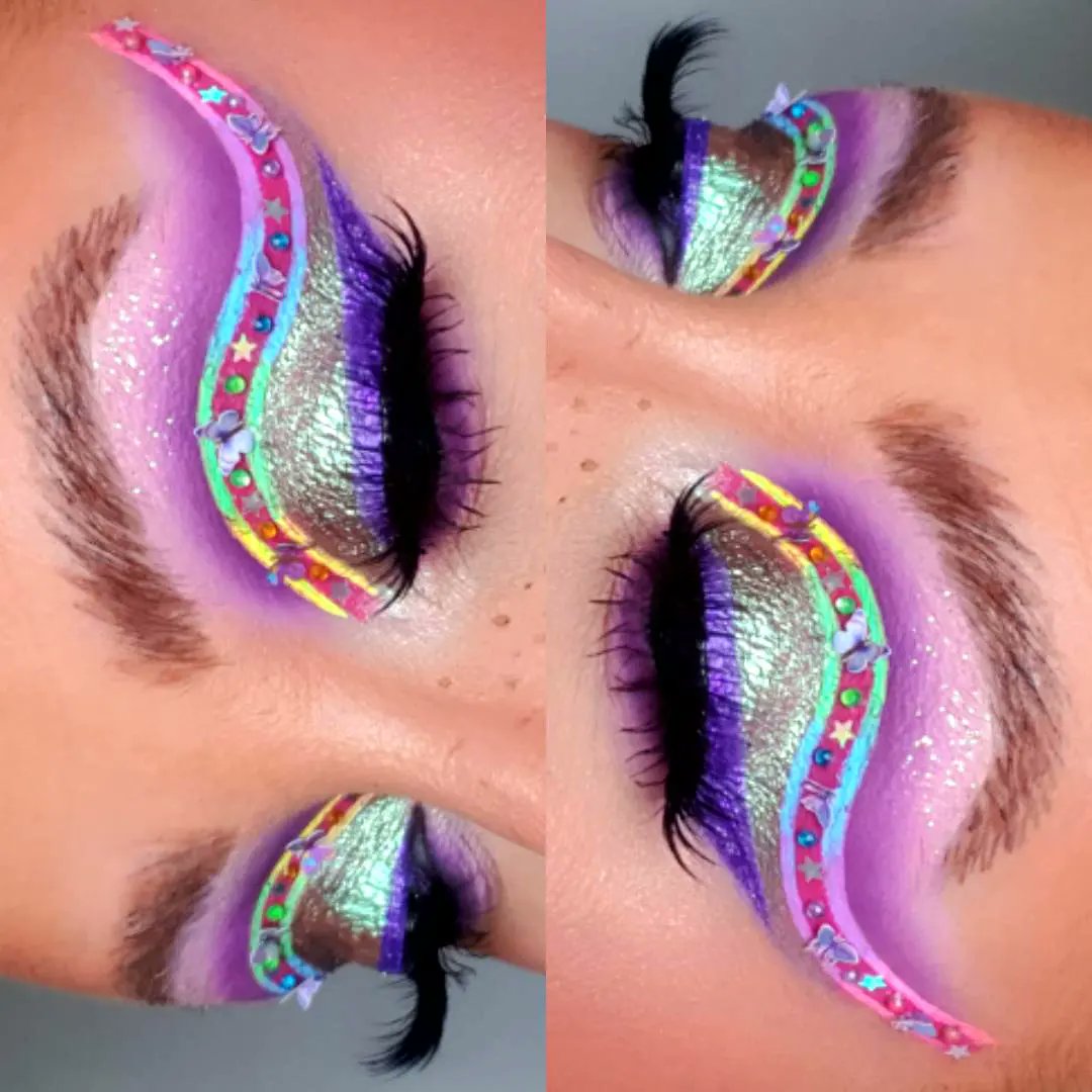 Kitch_Beauty's tweet photo. Close up of my last look 👀

Please DM for all enquiries ❤ 

#makeup #makeupartist #makeupbyme #beautyblogger #mua #manchester #powerofmakeup #beautyinspiration #beautyblog #ukmua #makeupartistmanchester #manchestermua #manchestermakeupartist #salfordmua #manchestermakeup https://t.co/4ahu0WnS4X
