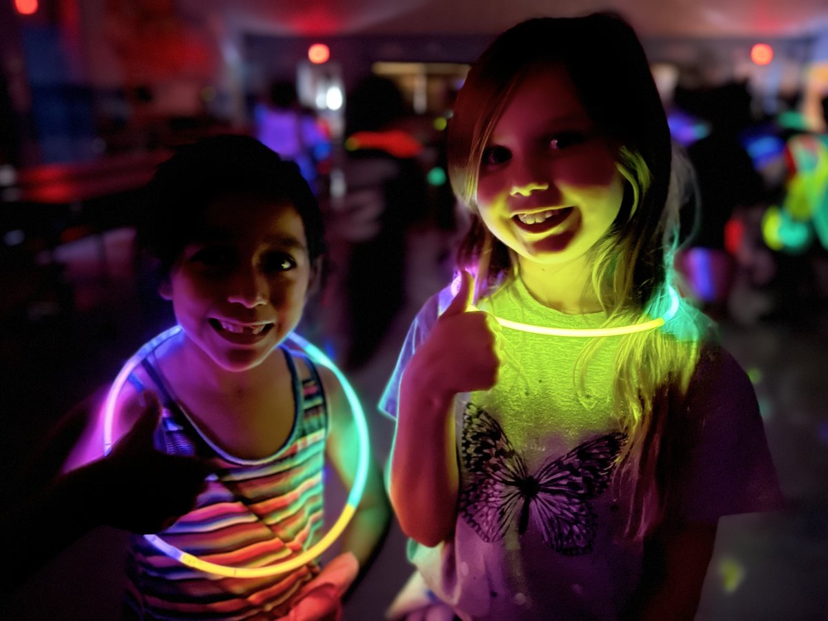 LPEPanthers's tweet photo. Pizza at the Disco! ๐ ๐๐ฝ ๐บ๐ผ
Our First Grade PTO fundraiser had these panthers putting on quite the show!
#LPERocks https://t.co/vF6N8swgeN