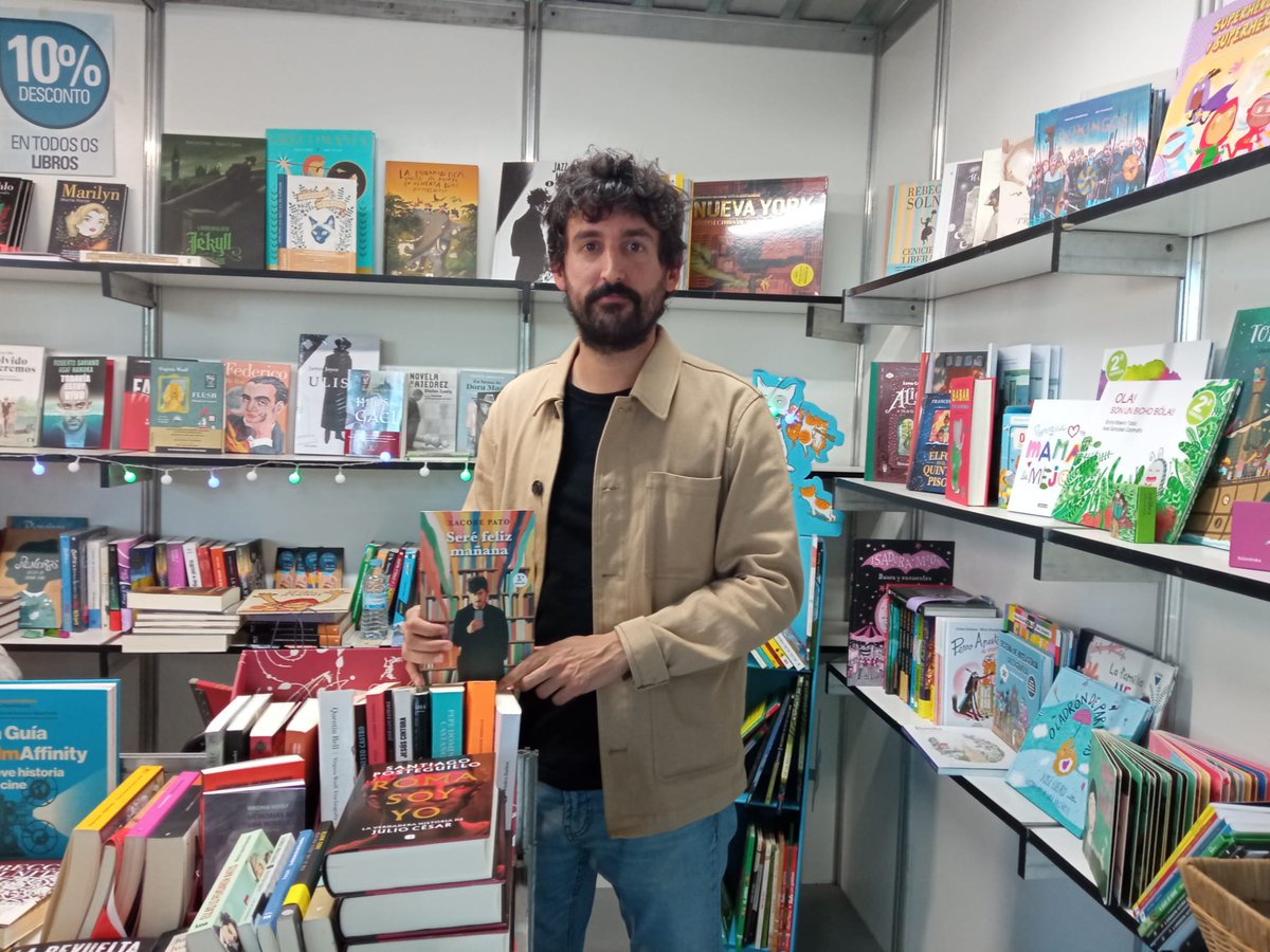 Librarías de Galicia tweet media